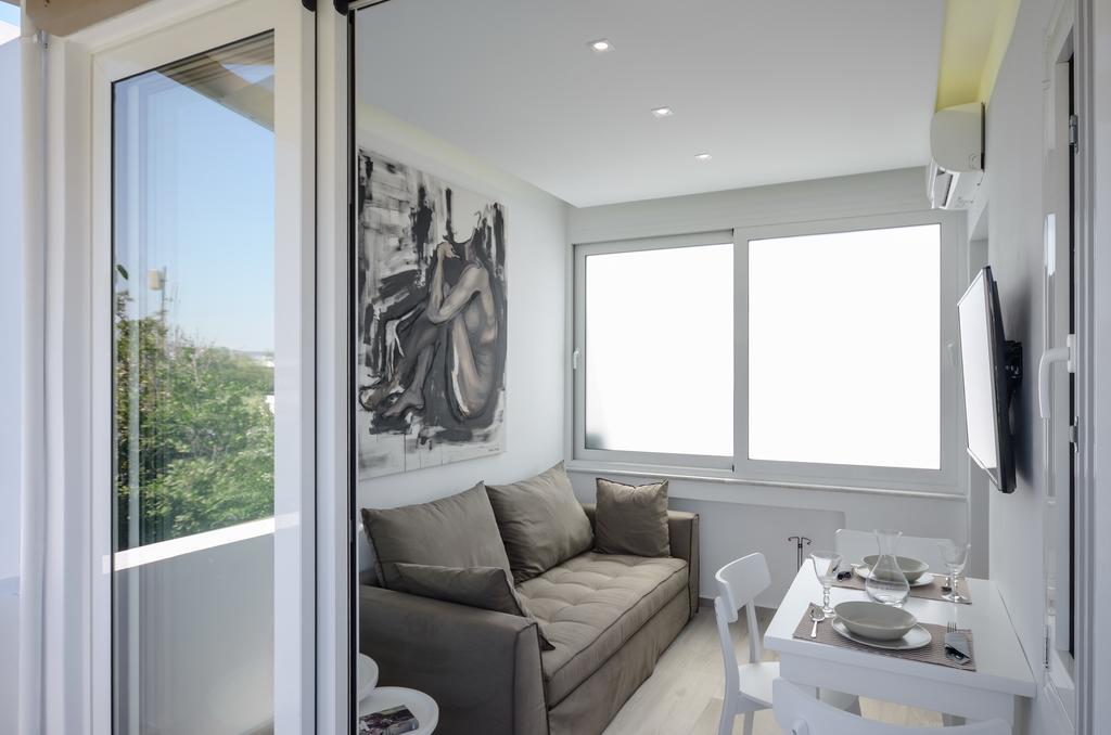 Elegant Apartments อาโยส โพรโกปิออส ภายนอก รูปภาพ
