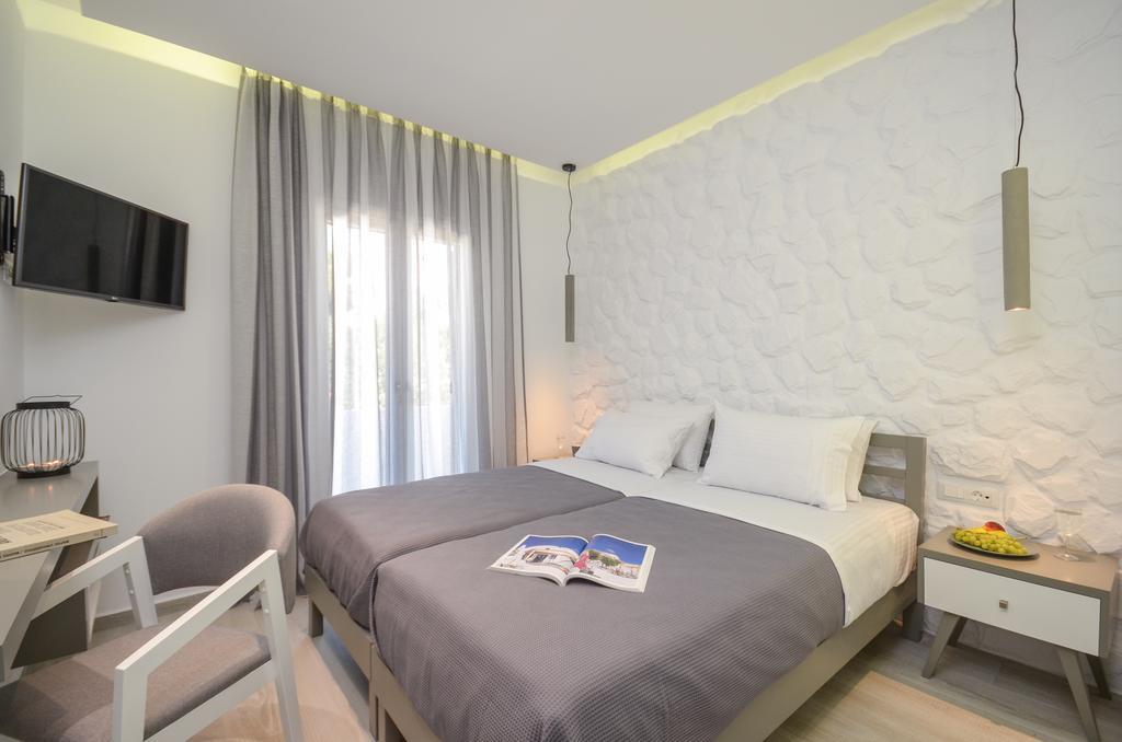 Elegant Apartments อาโยส โพรโกปิออส ภายนอก รูปภาพ